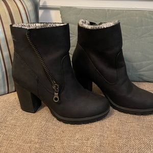 Black SM ankle booties